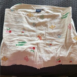 GAP Women's Embroidered linen skort